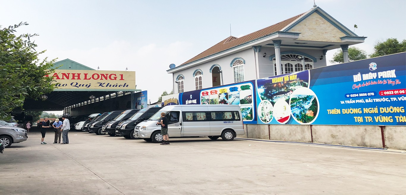 tram-dung-chan-thanh-long-1---banh-bao-69-gia-truyen